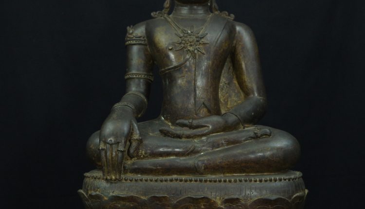 17th century Lao crown Buddha