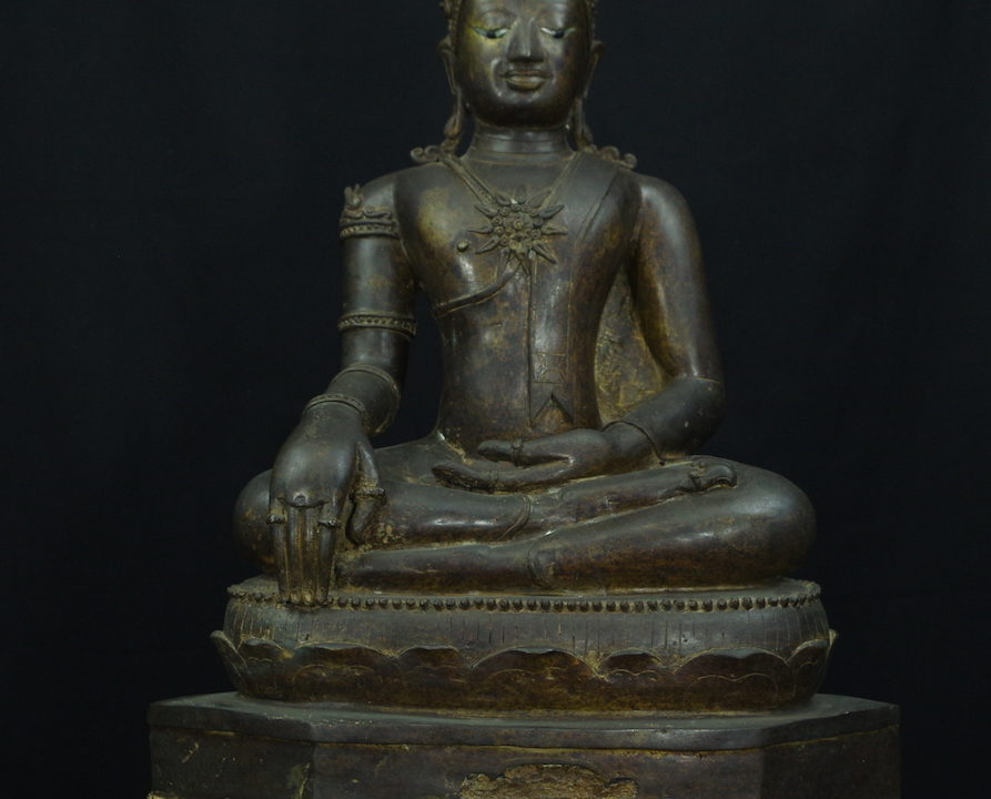 17th century Lao crown Buddha
